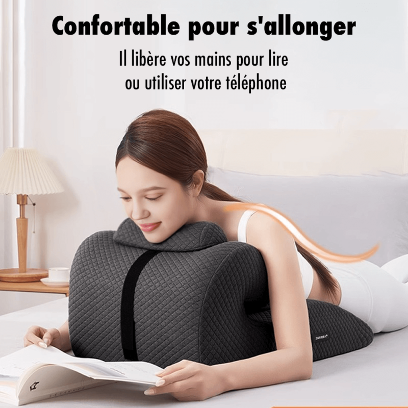 L'oreiller de couchage sur le lit-confortable (1)