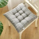 coussin d'extérieur pour chaise décoré carré