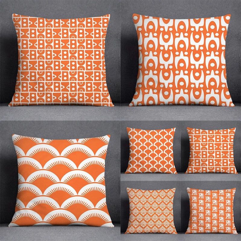 coussin décoratif orange pour canapé
