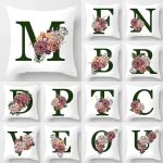 housse décorative lettre M pour coussin de canapé